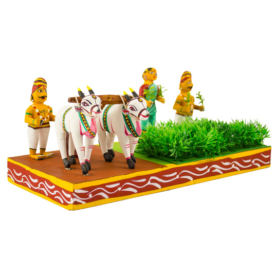 Kondapalli Bommalu Farmer Set | White Poniki Wood | 12x5x5 Inches